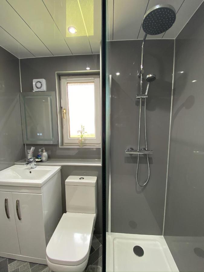 Prime Commuter Executive Apartment Dunfermline Exteriör bild